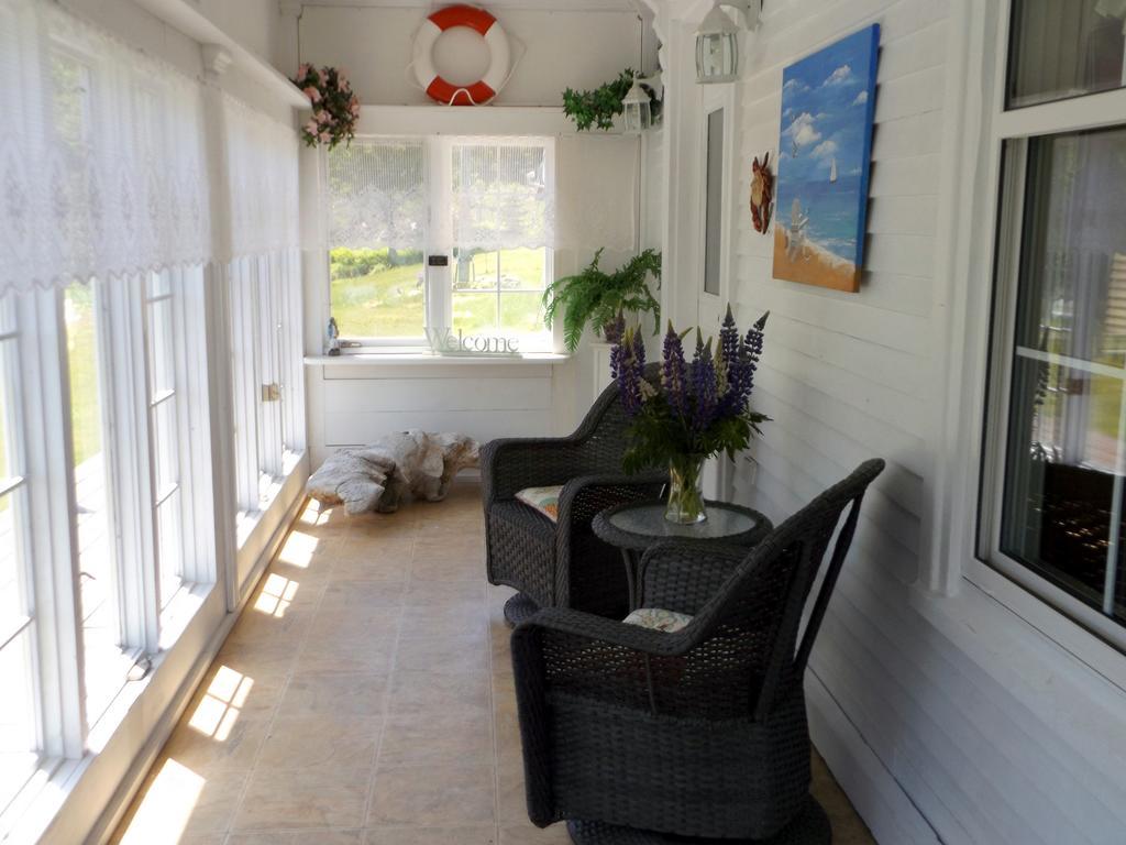 Deer Island Inn Lords Cove 외부 사진